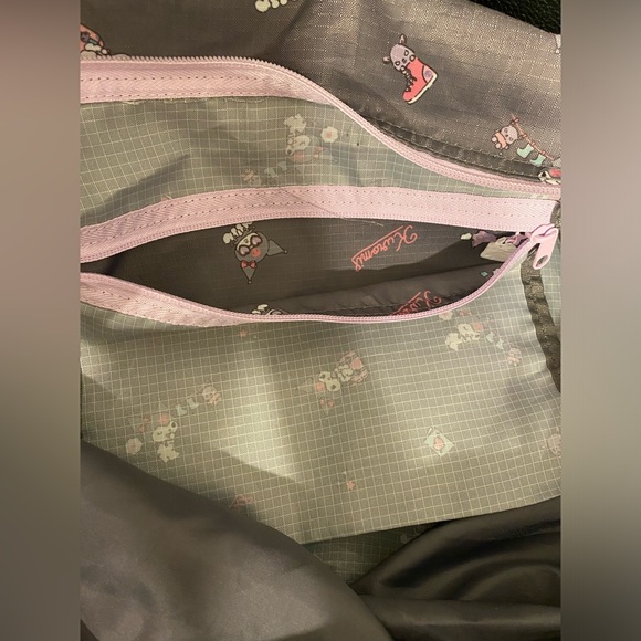Sanrio Official Merchandise Super Cute Kuromi Travel Bag - Picture 6 of 8